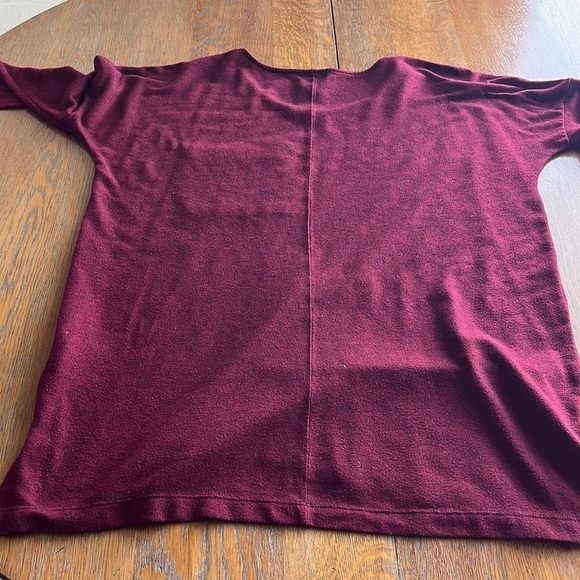 Old Navy pull over pocket long sleeves red wine color scoop neck size M - Picture 13 of 13